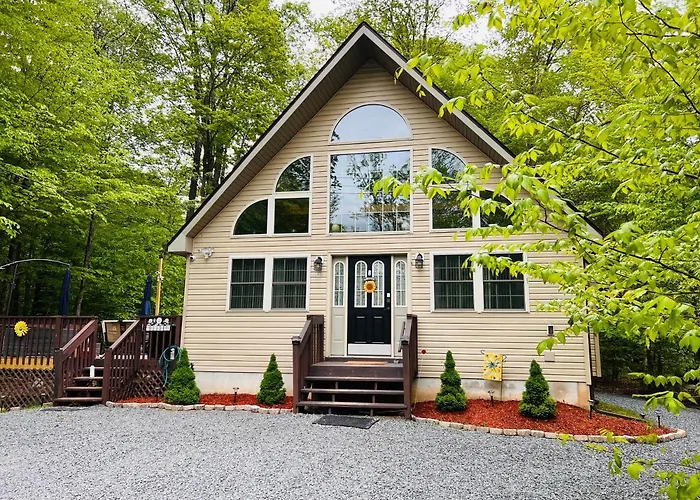 Nature Escape Resort To Unwind And Enjoy Private Deck, Hot Tub, Bbq Grills, Paddleboats, Access To All Amenities At Arrowhead Lake 3 Pools, 4 White Sand Beaches, 2 Lakes And More