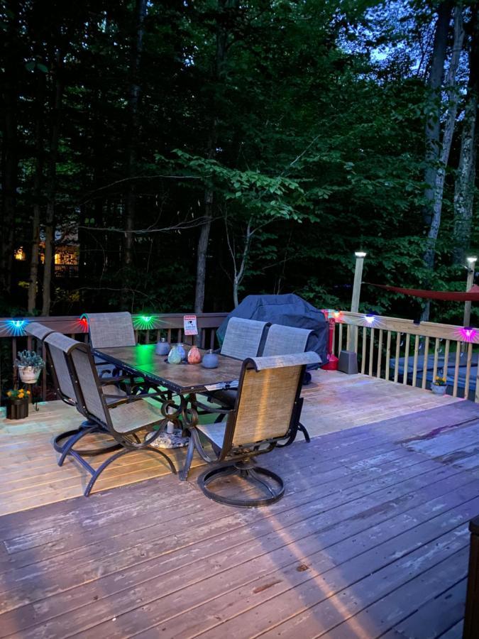 Nature Escape Resort: Lakeside Retreat With Private Deck And Hot Tub * Thornhurst